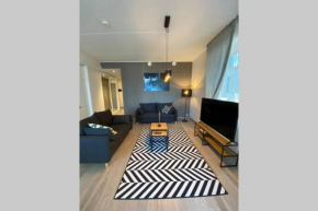 Overnight Luxury Central Apartment